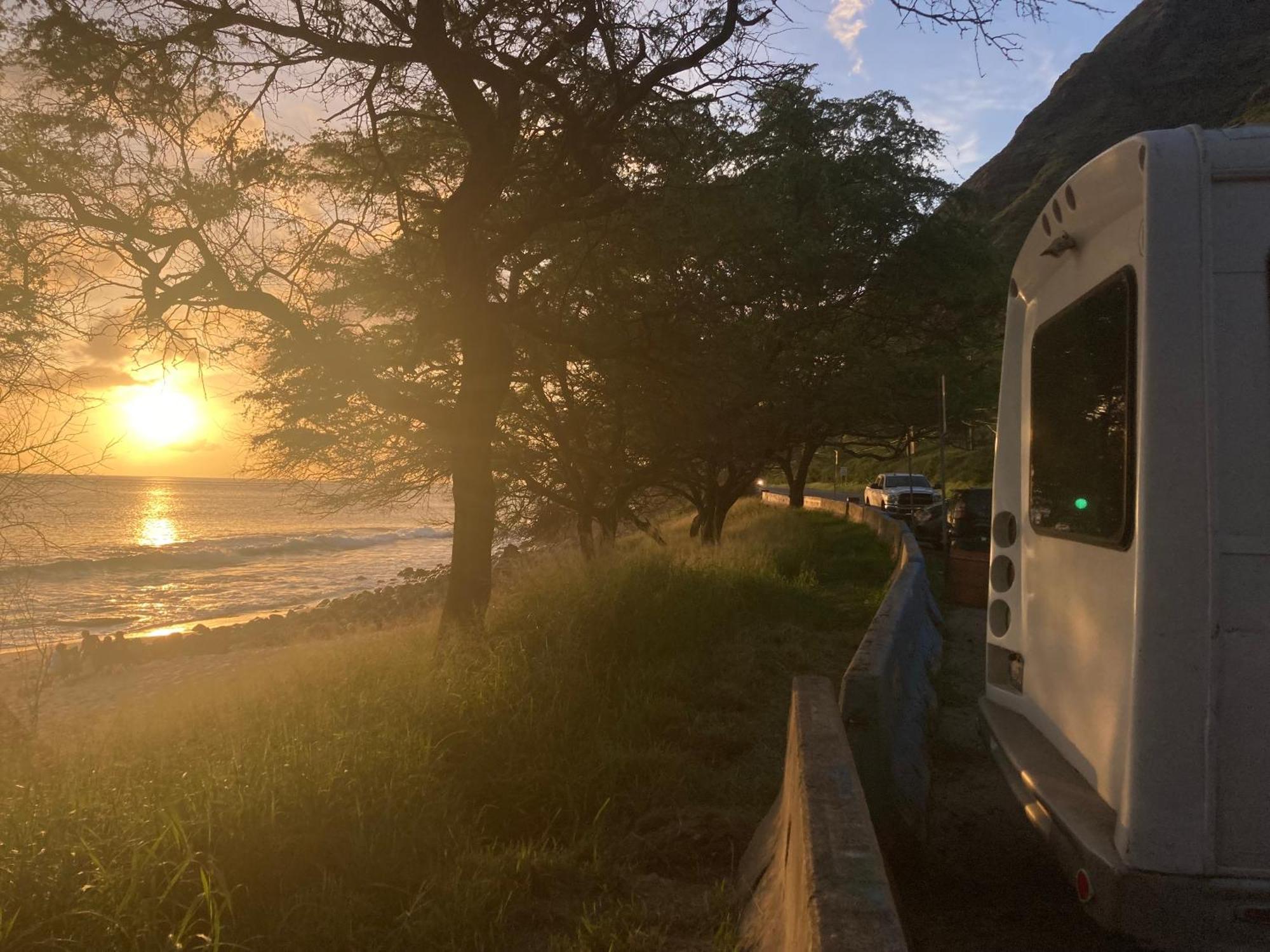 Oahu Camper Adventures Hotel Kailua Exterior photo