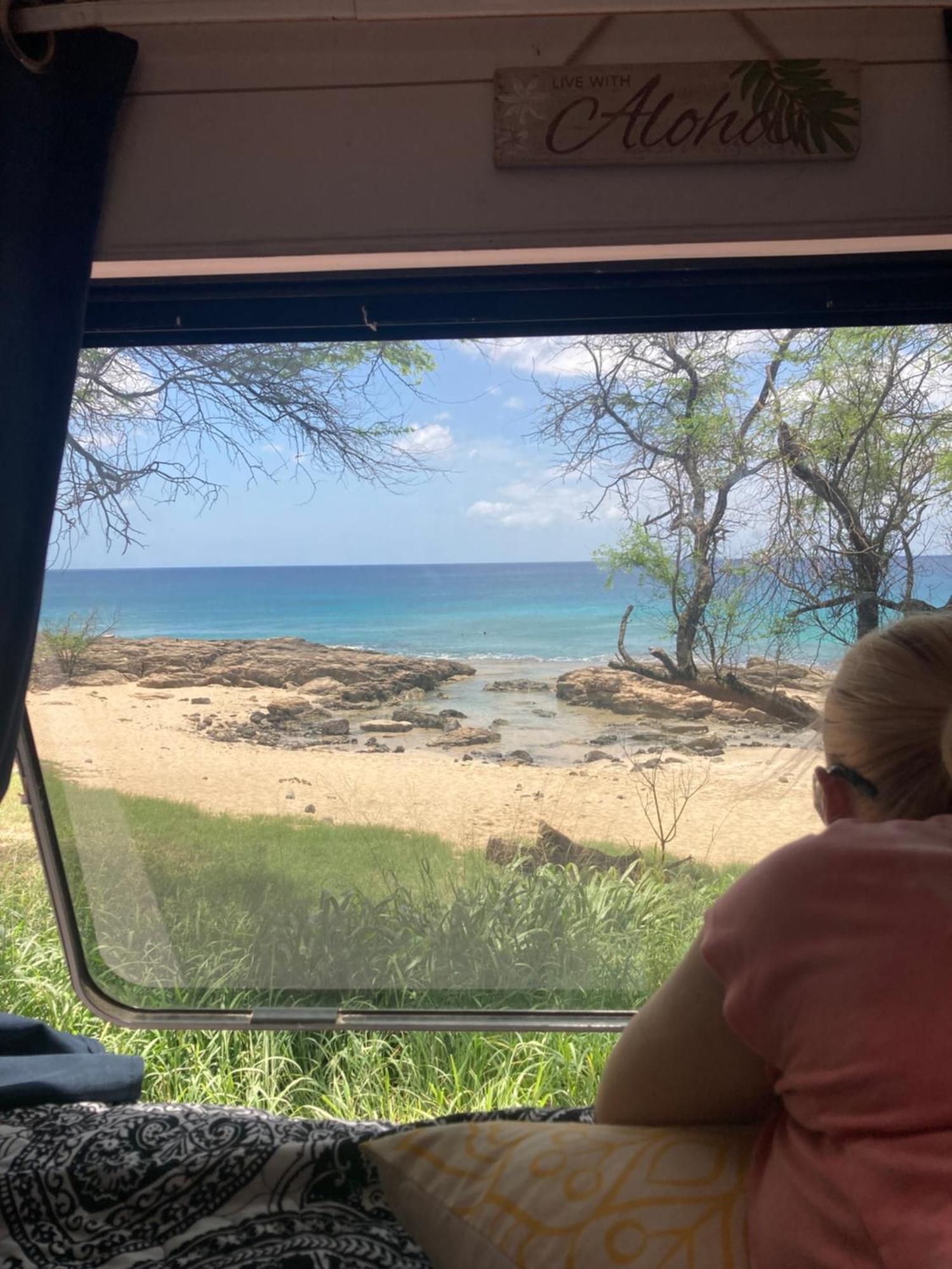 Oahu Camper Adventures Hotel Kailua Exterior photo
